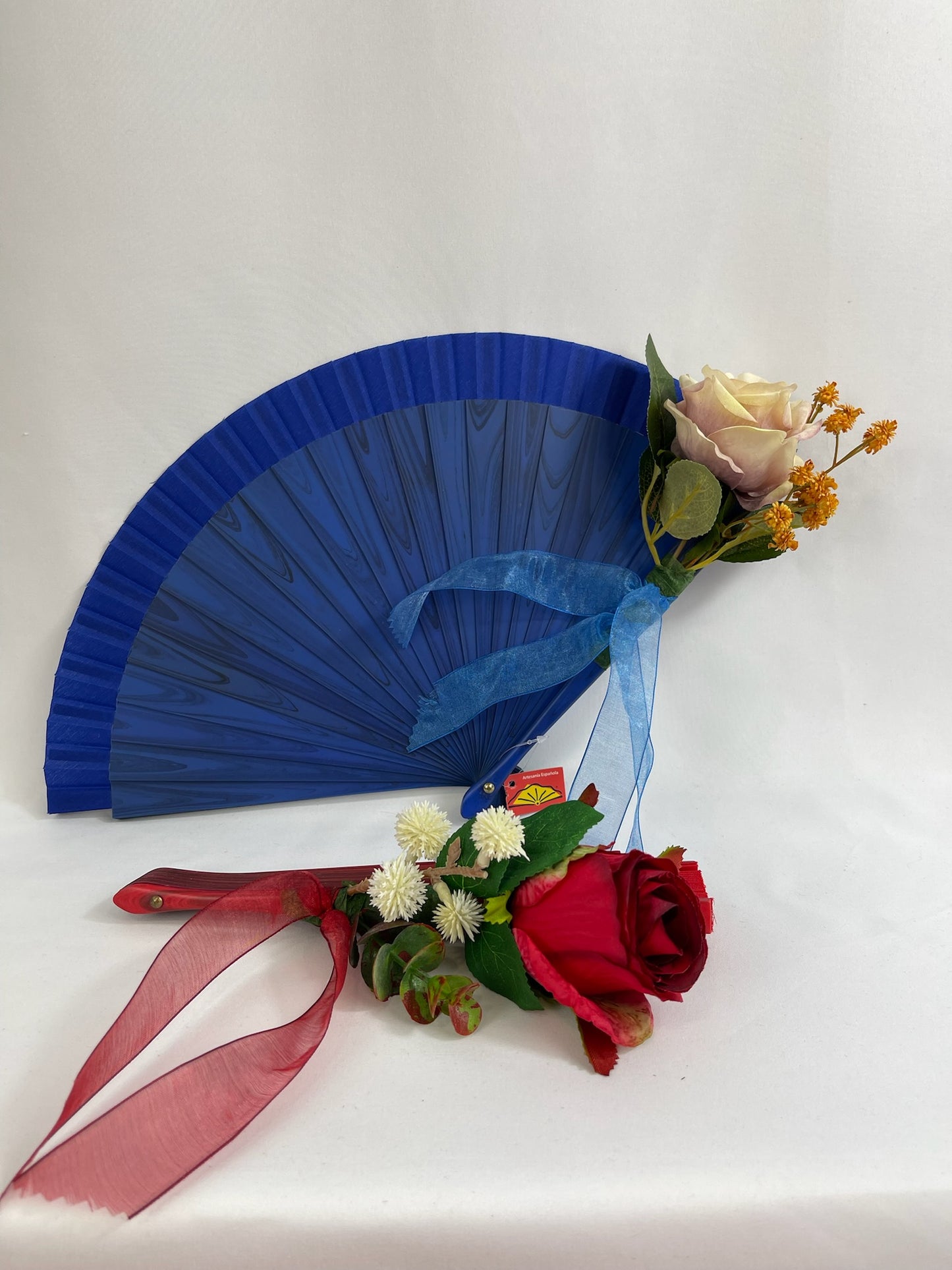 Abanico Floral de Encanto - Elegancia Artesanal