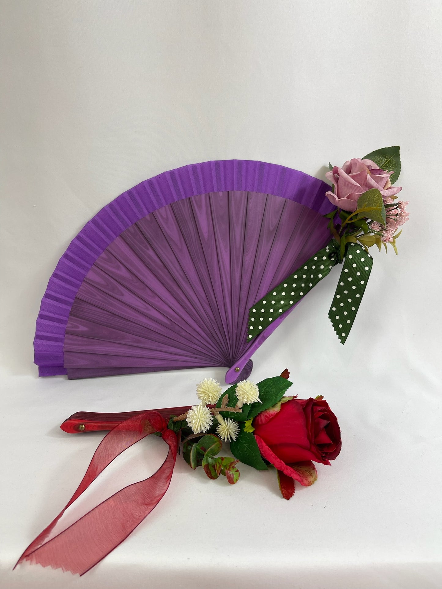 Abanico Floral de Encanto - Elegancia Artesanal