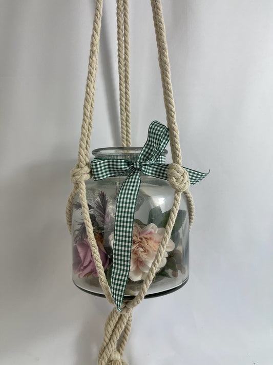 Jarrón Colgante Floral Tonos Claros - Artesanal y Elegante